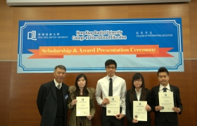 Mr. Terrence Yeung, Chairman of CIE Advisory Committee presenting the Scholarships.