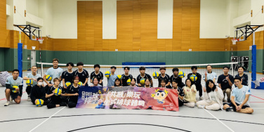 國際學院同學體驗坐式排球 建立共融同理心