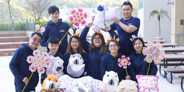 浸大國際學院同學擺年宵圓創業夢