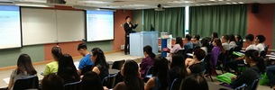 國際學院於「入學資訊日」介紹副學士及自資榮譽學士學位課程新趨勢
