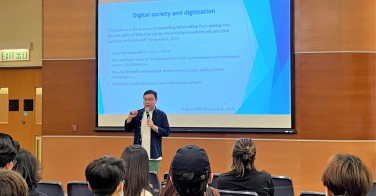 Social scientist discusses digital platform work and the power of algorithm under digital society