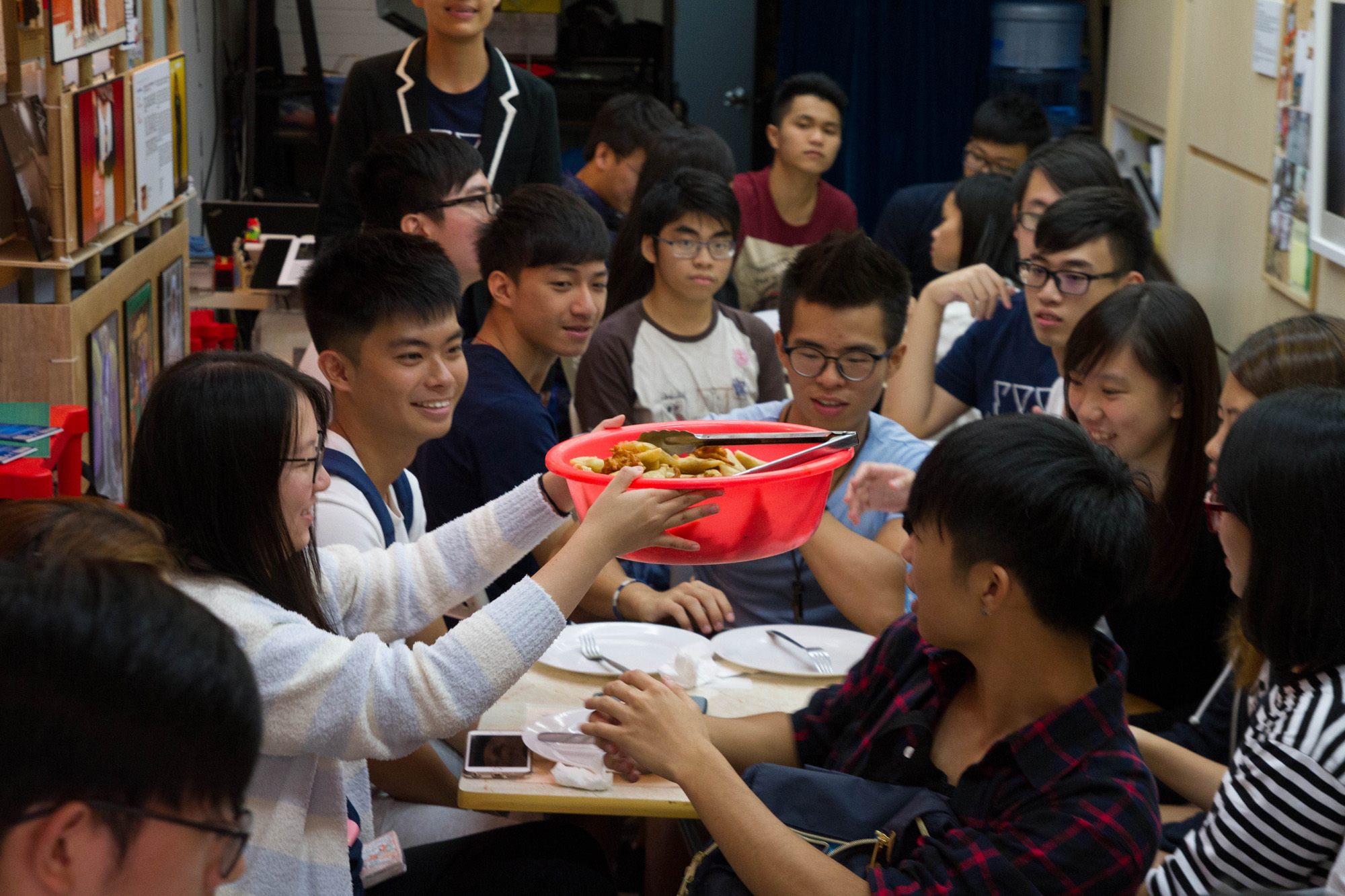 Students had the opportunity to taste Halal food and drinks as part of their intercultural learning. 