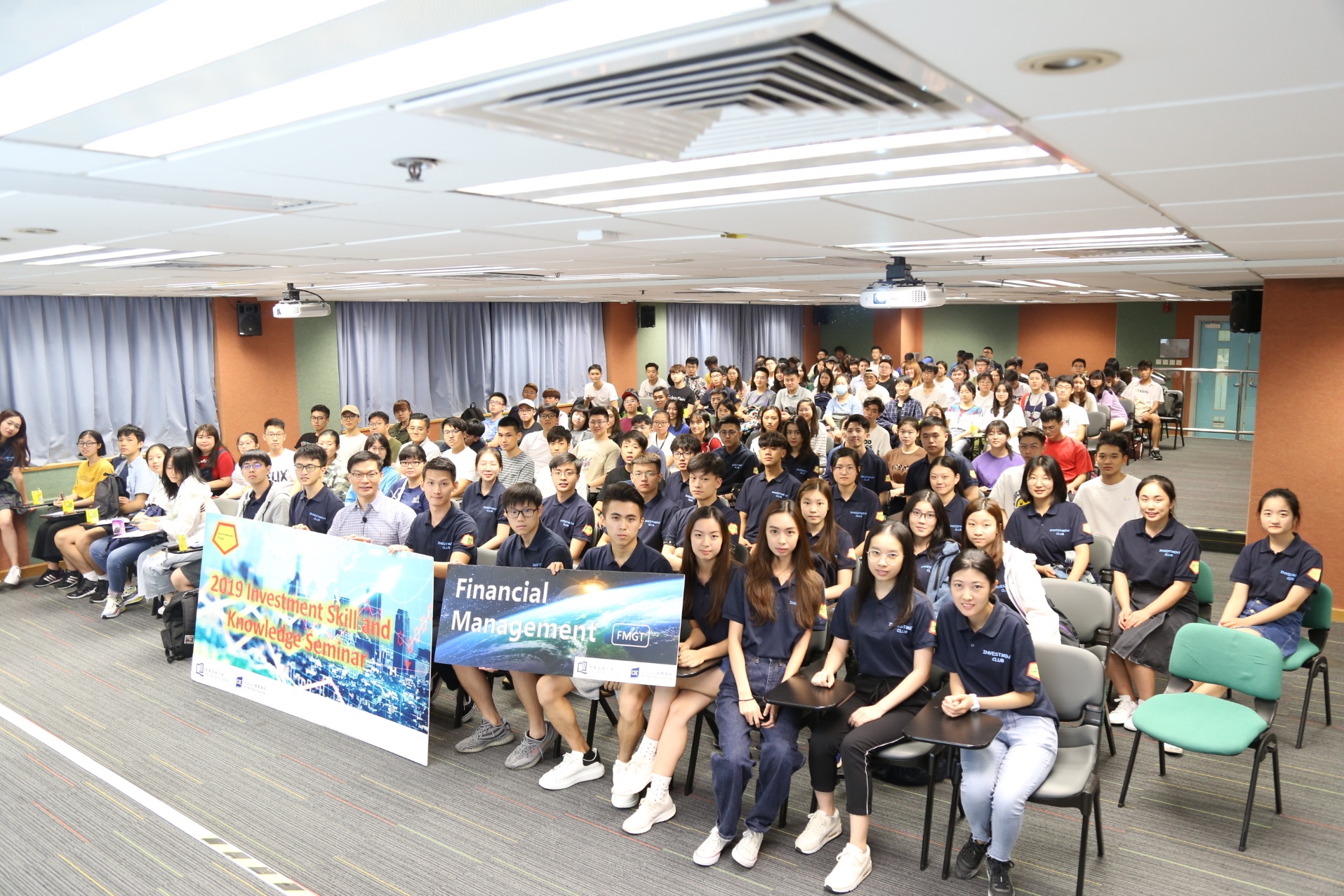 CIE participants were well equipped by attending the Investment Skill and Knowledge Seminar before competition.