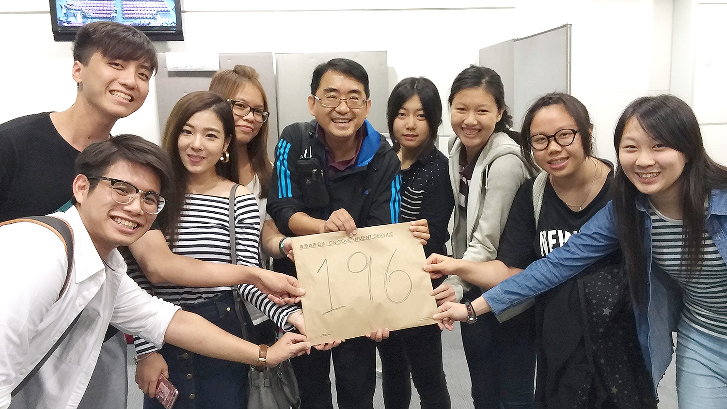 連續三年成功投得維園年宵攤位，「CIE年宵大作戰」團隊師生的士氣振奮非常。