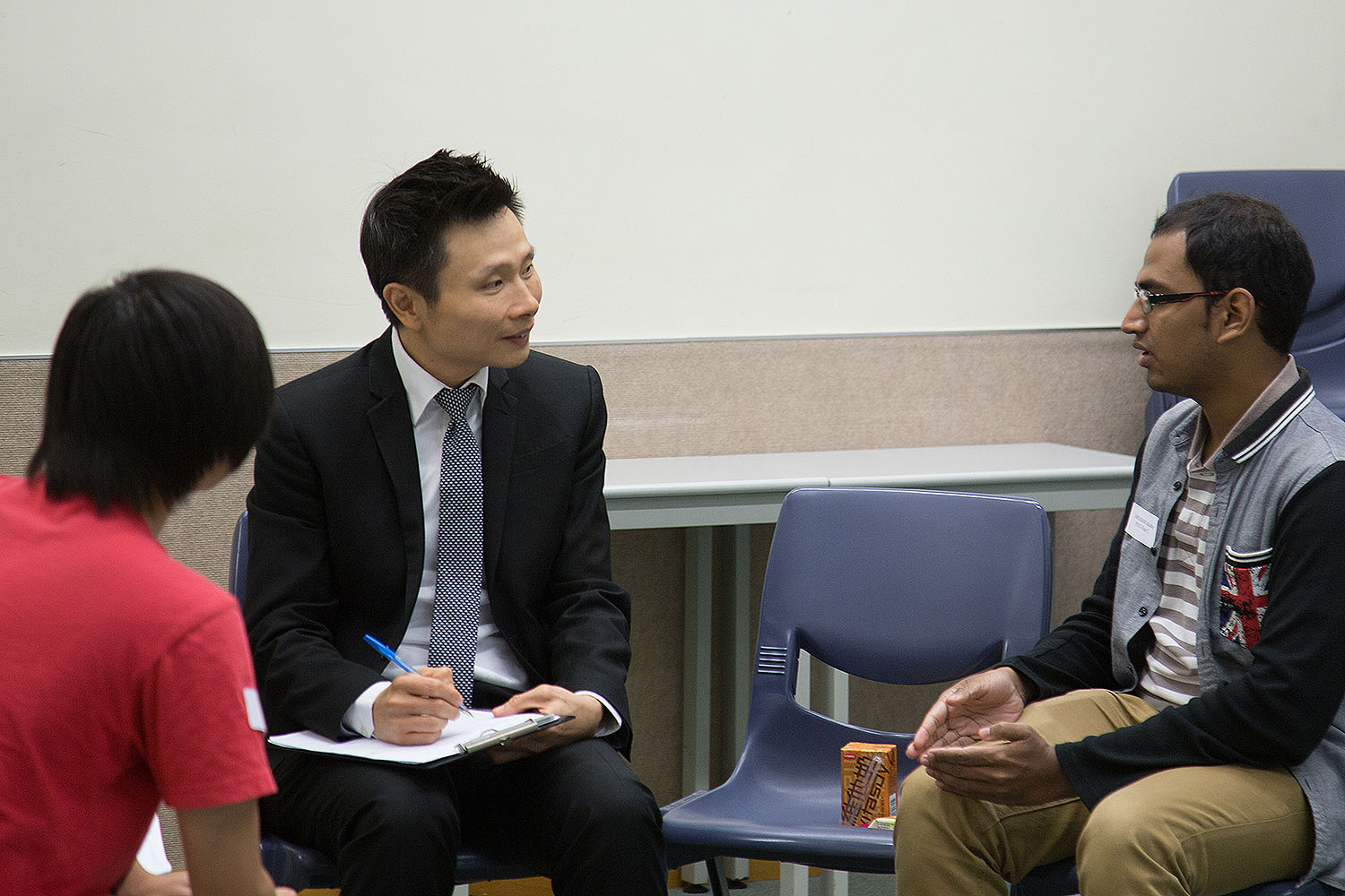 Dr. Sam Lau, Director of CIE joined the discussion to listen to students’ opinions on teaching and learning matters as well as campus facilities management. 