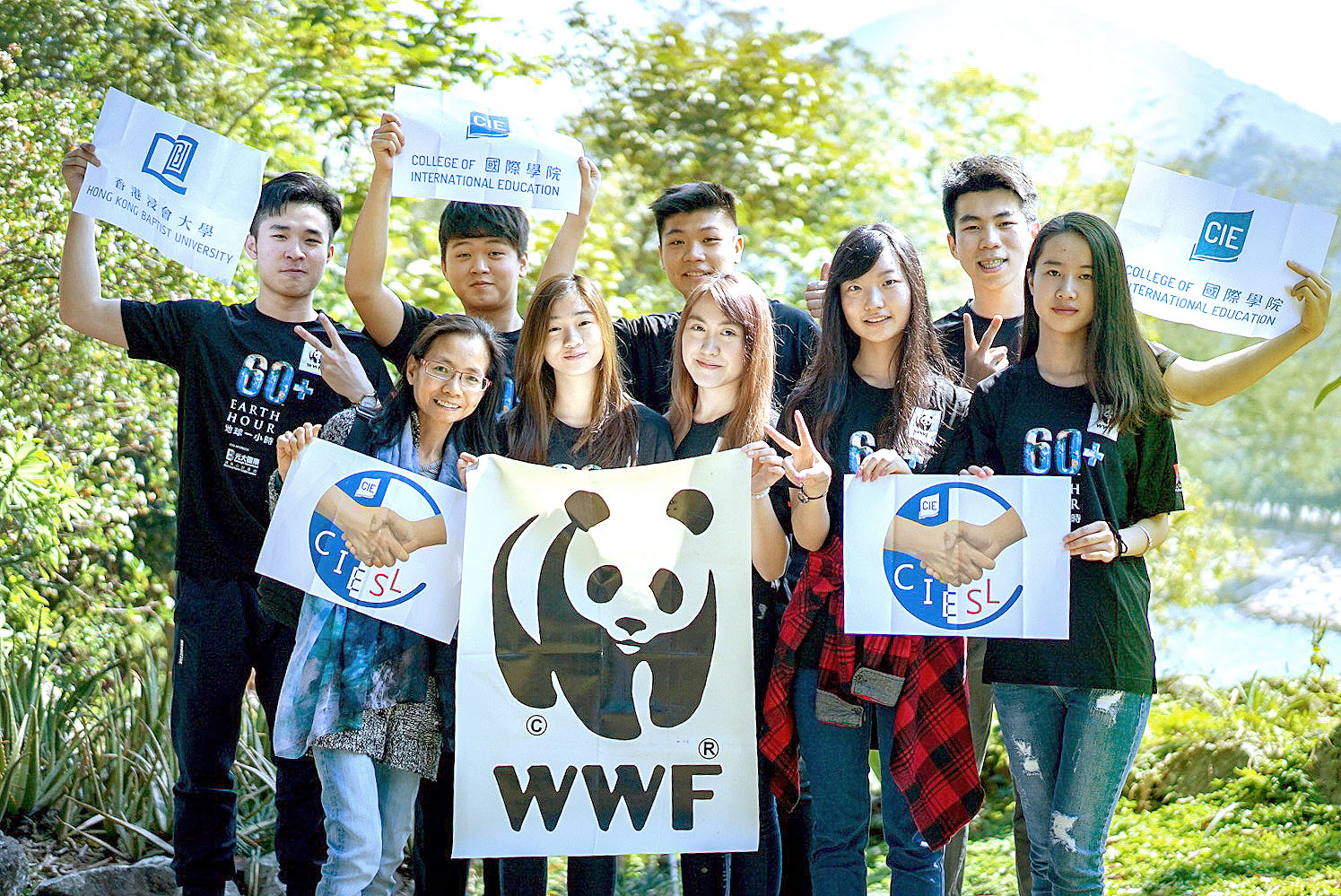 Students visited Island House Conservation Studies Centre for the Earth Hour Youth Ambassador Programme workshops.