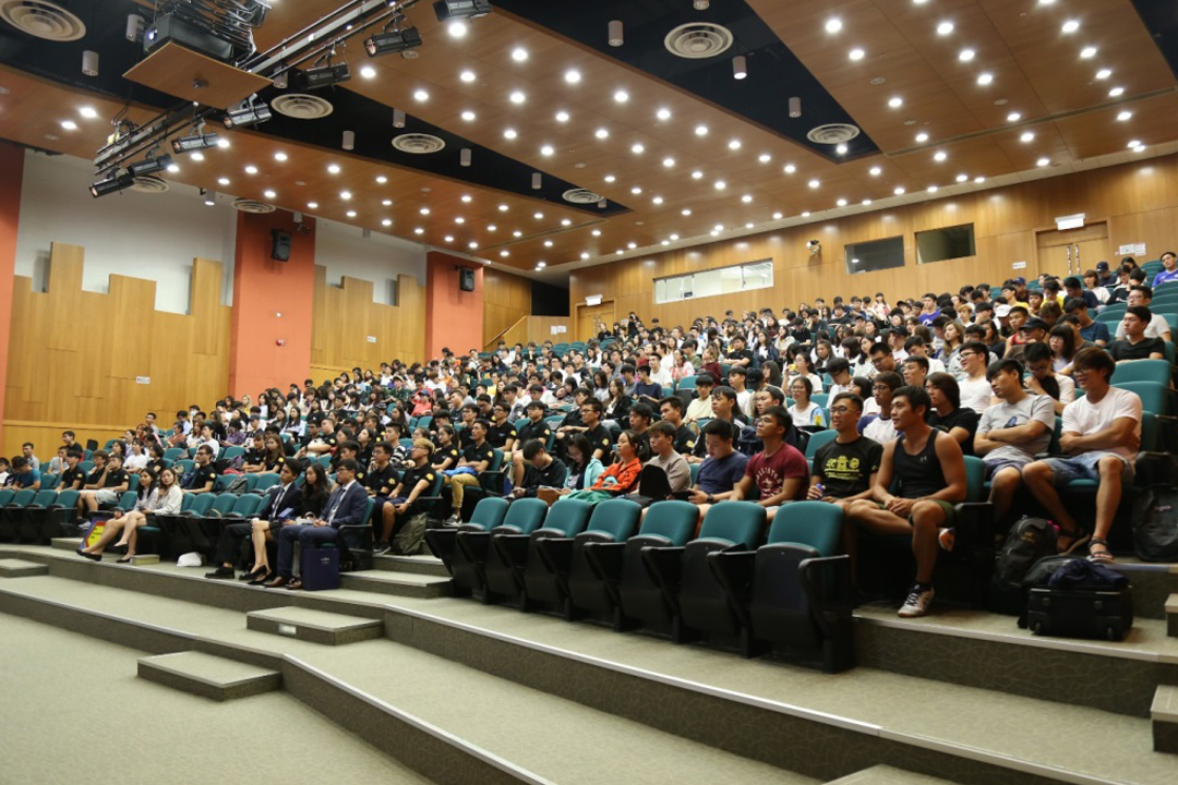 The seminar attracted participants from both the Assoicate Degree Programme as well as Self-funded Undergraduate Programme of HKBU.