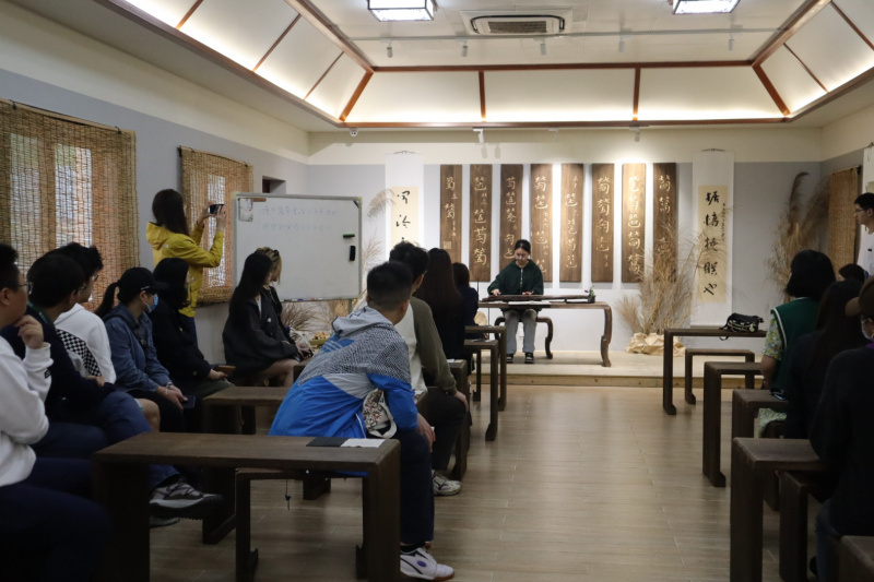 传理学部学生参与珠海交流团  与当地师生和企业精英进行交流