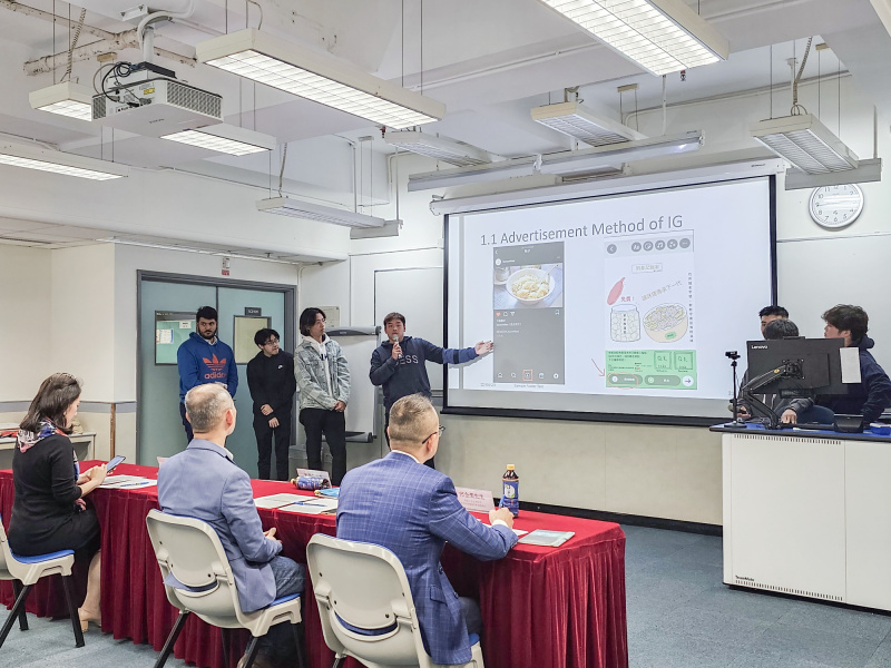 參賽隊伍需為傳承劉森記麵家品牌擬訂市場營銷計劃。
